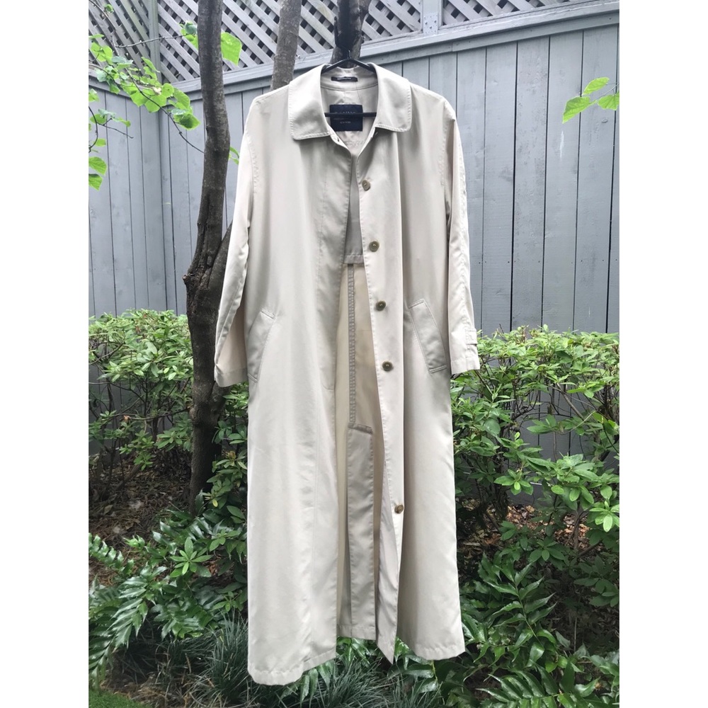 Sanyo trench coat